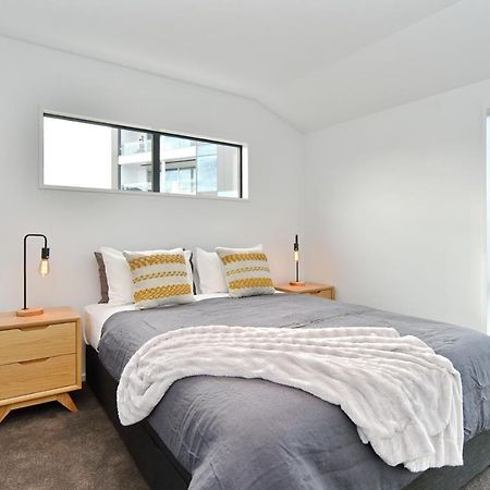 Salisbury Style - Modern City Apartment - Christchurch Holiday Homes Экстерьер фото
